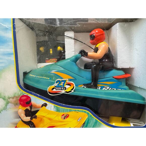 Vintage Jet Ski;  AQUA RIDER w/ Remote; Original Box from K.B. Toys, Teal; 80's - Picture 11 of 15